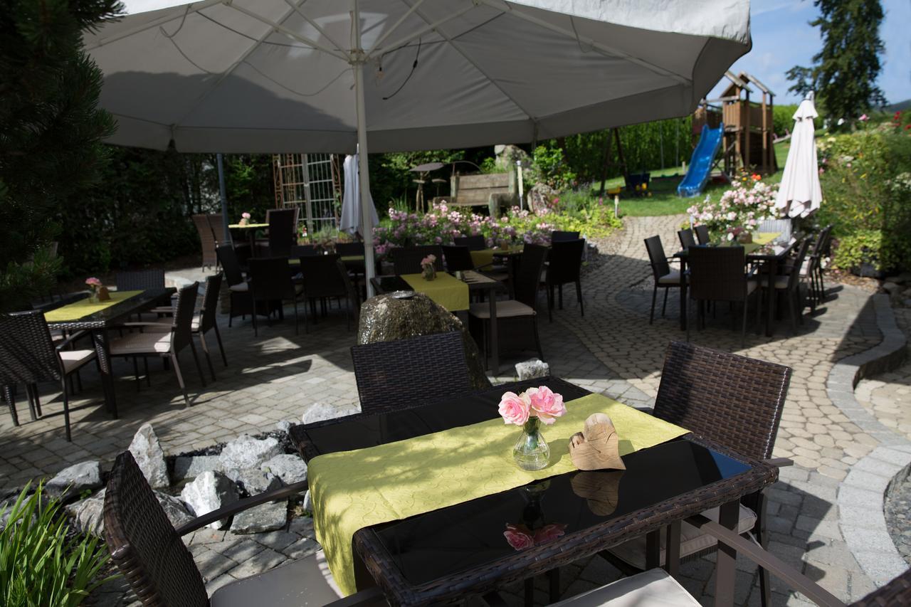 Hotel & Restaurant "Am Obstgarten" Oberteuringen Extérieur photo