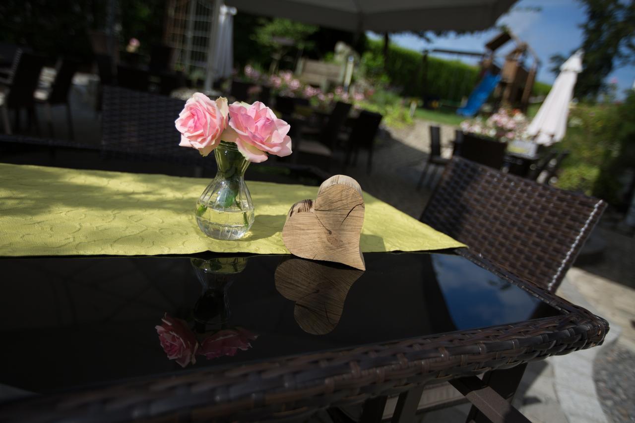 Hotel & Restaurant "Am Obstgarten" Oberteuringen Extérieur photo
